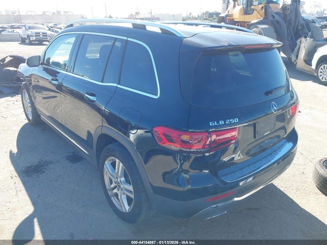 2020 MERCEDES-BENZ GLB 250 W1N4M4GB6LW045636 Photo 2