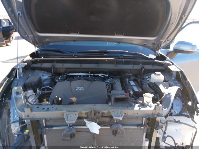 Toyota Highlander Limited 2021 5TDYZRAH0MS060655 Image 10