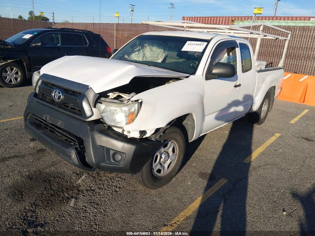 Toyota Tacoma 2015 5TFTX4CN2FX055203 Image 2