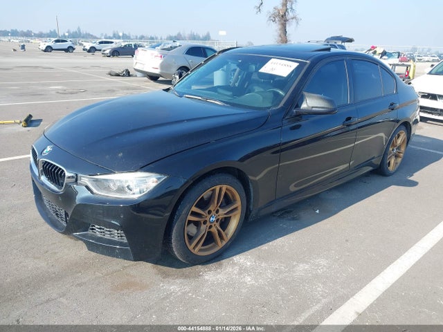 BMW 335i 2014 WBA3A9C57EF477774 Image 2