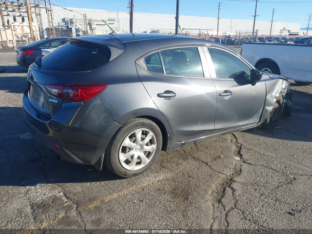 3MZBM1J79GM268449 Mazda Mazda3 I Sport