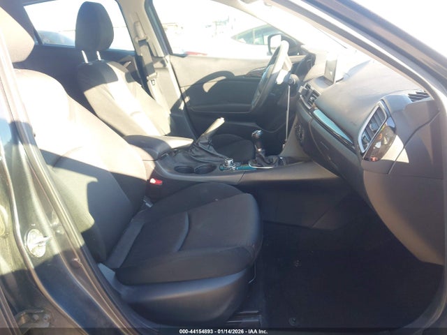 3MZBM1J79GM268449 Mazda Mazda3 I Sport