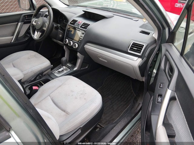 JF2SJAGC6JH506769 Subaru Forester 2.5i Premium