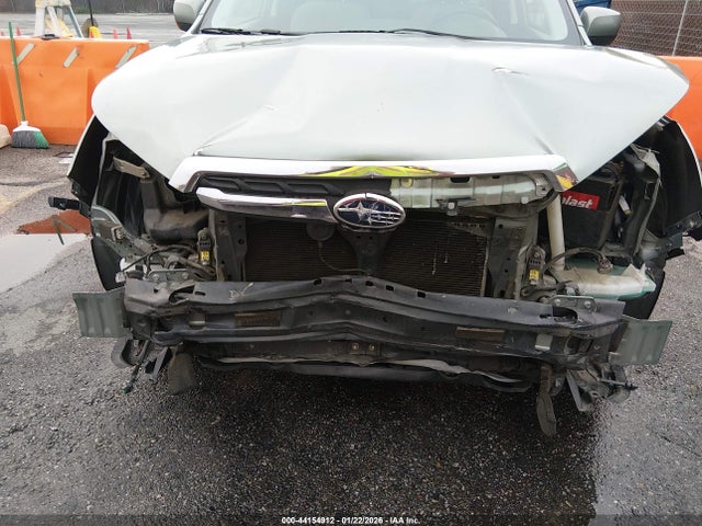 JF2SJAGC6JH506769 Subaru Forester 2.5i Premium