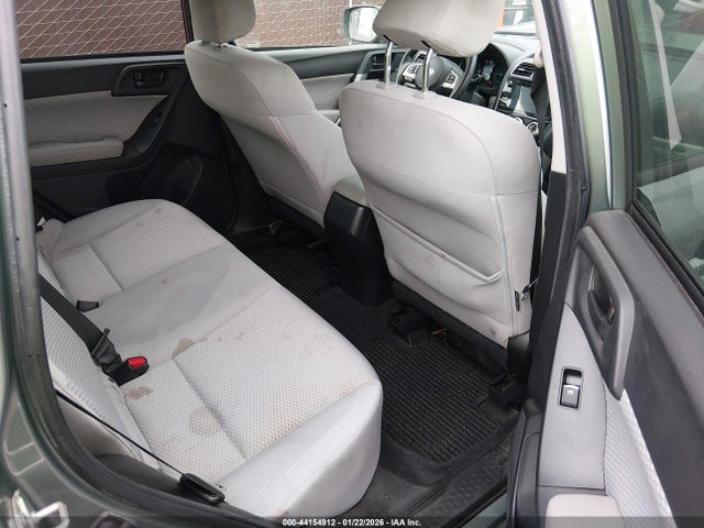 JF2SJAGC6JH506769 Subaru Forester 2.5i Premium