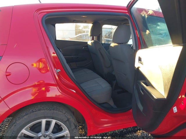 1G1JC6SB0E4149613 Chevrolet Sonic Lt Auto