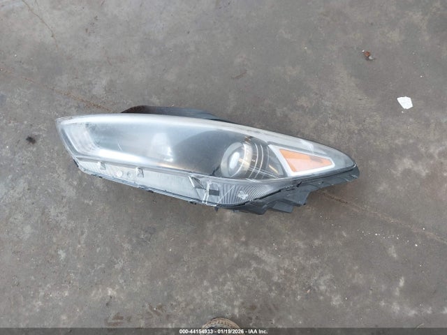 Chrysler 200 Limited 2015 1C3CCCAB4FN669393 Image 11