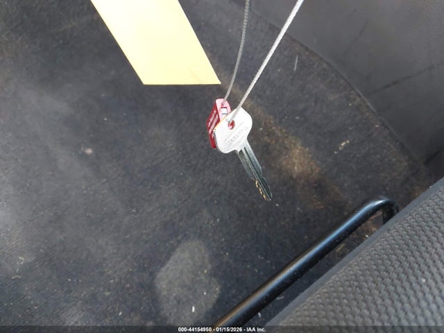 2005 MITSUBISHI OUTLANDER JA4LX31F25U015221 Photo 10