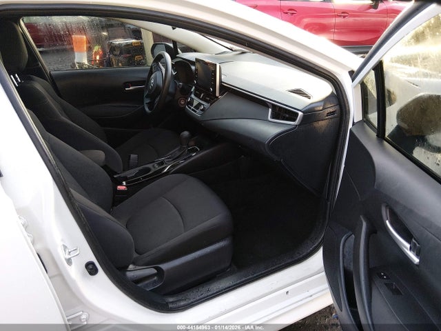 JTDEPRAE9LJ055593 Toyota COROLLA LE