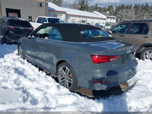 2017 AUDI A3 WAUY8LFF1H1046867 Photo 2