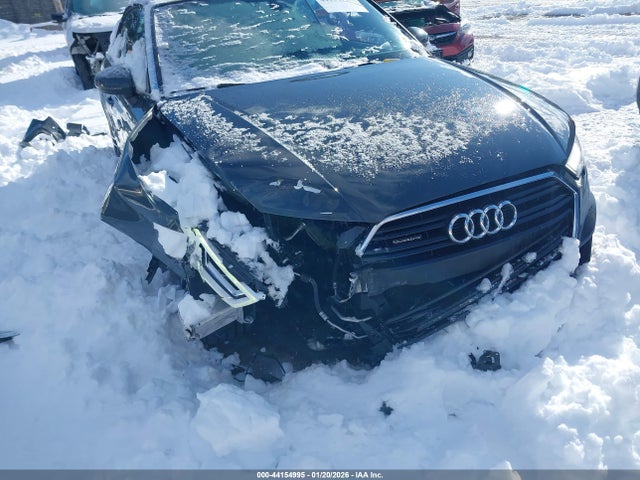 2017 AUDI A3 WAUY8LFF1H1046867 Photo 5