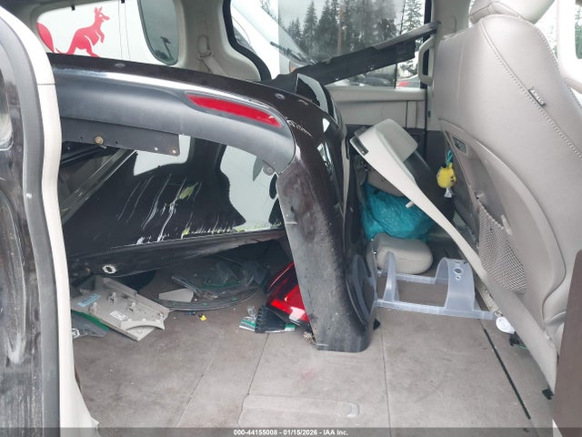 Chrysler Pacifica Touring L 2018 2C4RC1BG8JR312346 Image 8