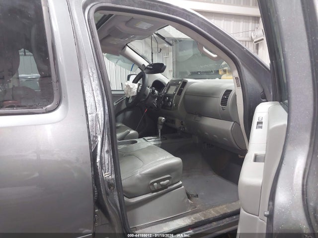 1N6AD0EV8KN738502 Nissan Frontier Sl