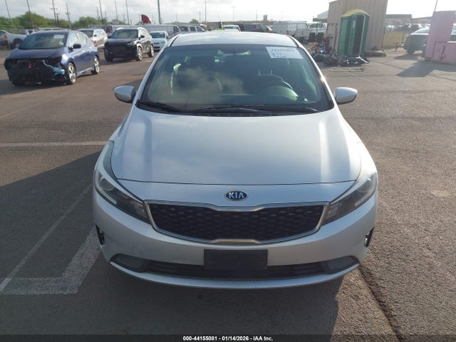 3KPFK4A77JE202396 KIA FORTE LX