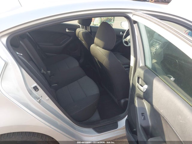 3KPFK4A77JE202396 KIA FORTE LX
