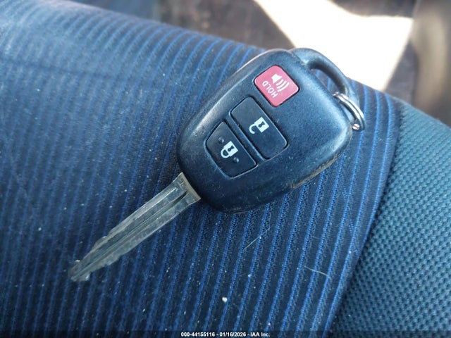JTDKDTB37F1088361 Toyota Prius C Two
