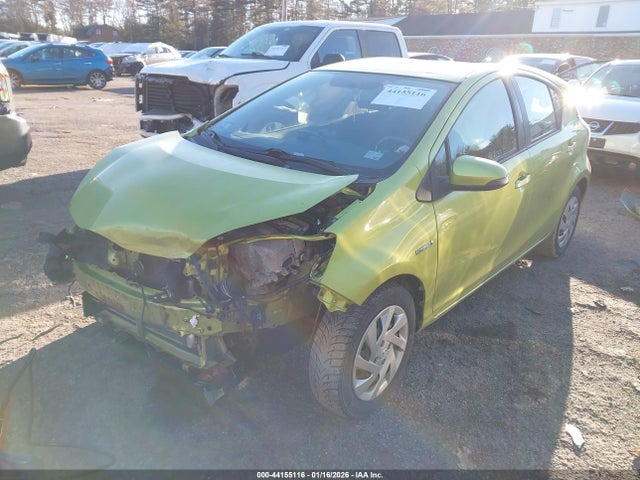 JTDKDTB37F1088361 Toyota Prius C Two