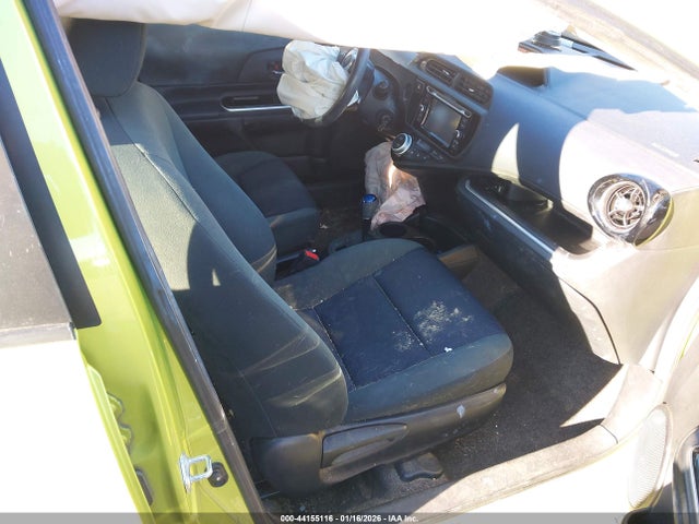 JTDKDTB37F1088361 Toyota Prius C Two