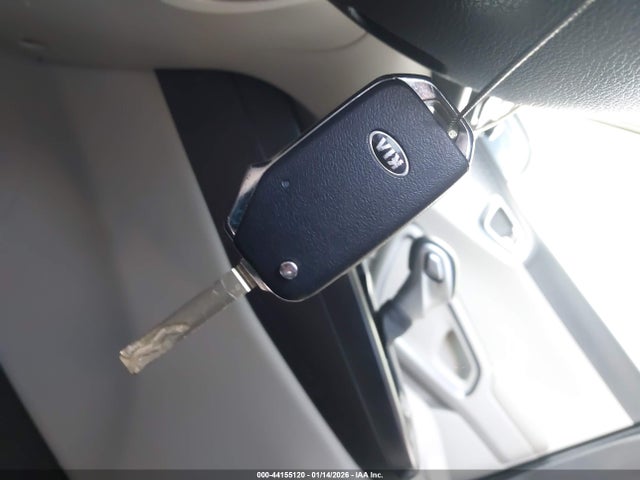KIA mpi nu 2020 KNDJ23AU1L7730027 Image 11