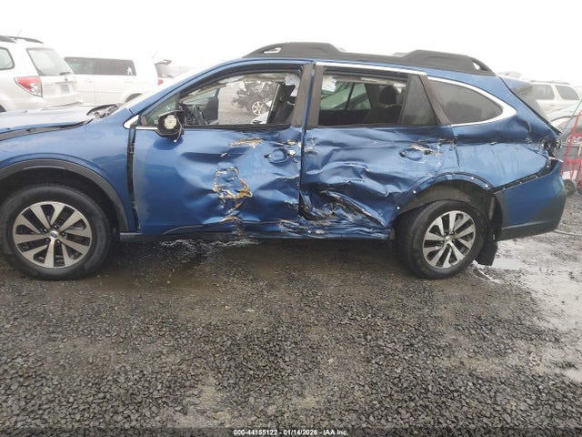 4S4BTACC2L3159015 Subaru Outback Premium