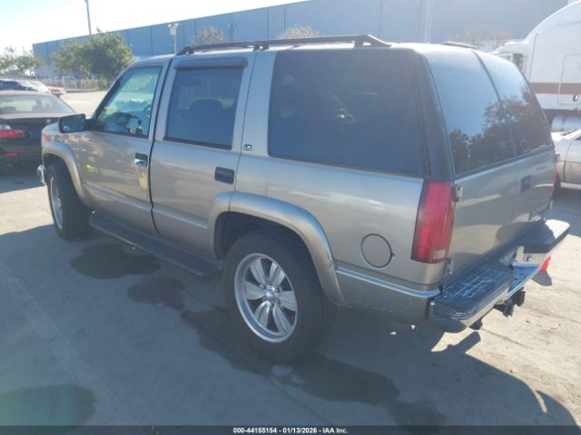 1999 CHEVROLET TAHOE 1GNEK13R5XJ453753 Photo 2