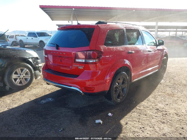 3C4PDCGG0JT475482 Dodge Journey Crossroad