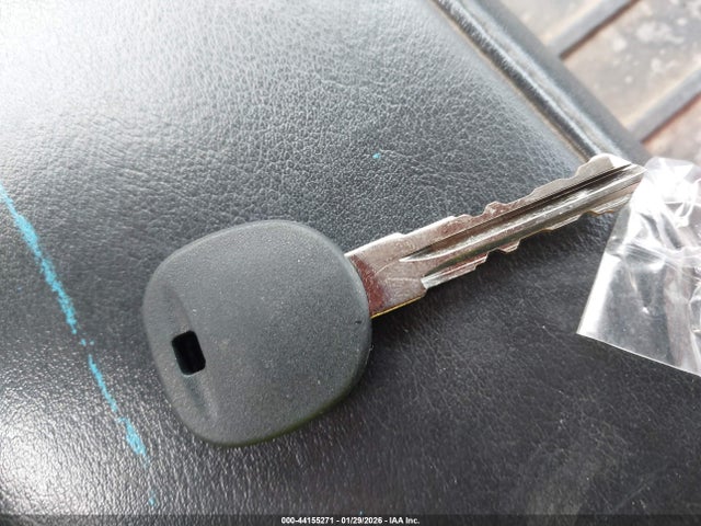 2011 GMC YUKON XL 1500 1GKS1MEF0BR280287 Photo 10