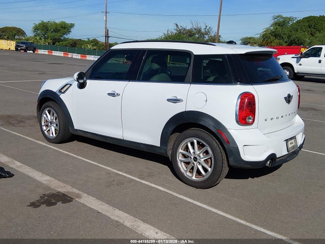 2015 MINI COUNTRYMAN WMWZC3C58FWT02176 Photo 2