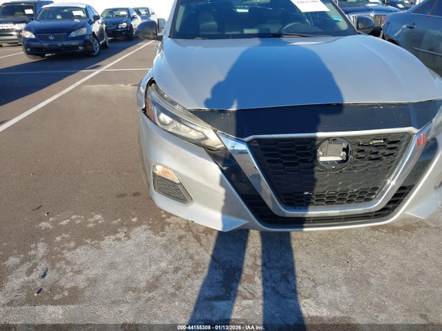 1N4BL4CV2KC191796 Nissan Altima 2.5 Sr