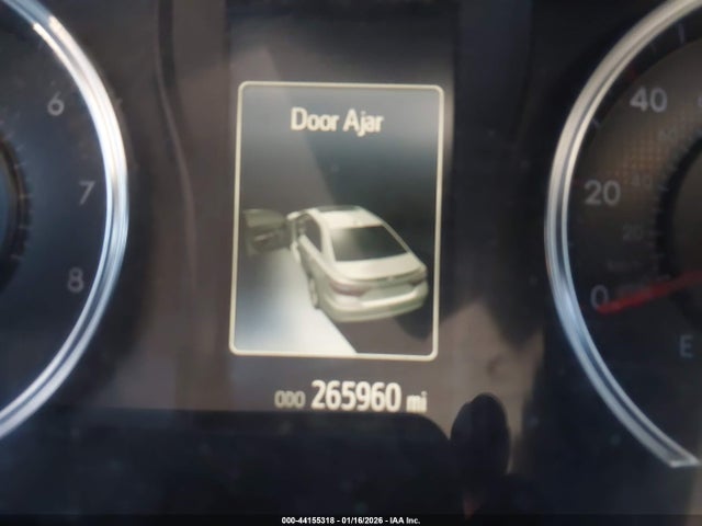 4T1BF1FKXFU066509 Toyota CAMRY SE