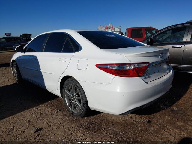 2015 TOYOTA CAMRY 4T1BF1FKXFU066509 Photo 2