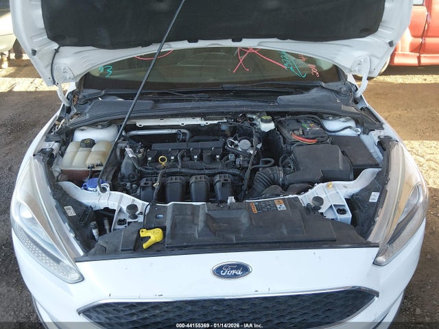 1FADP3K27JL237264 Ford FOCUS SE