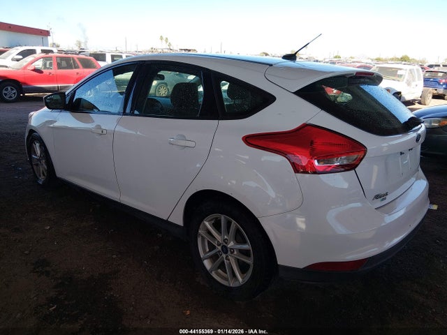 1FADP3K27JL237264 Ford FOCUS SE