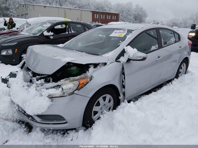 Продажа на аукционе авто 2015 Kia Forte Lx, vin: KNAFX4A62F5413112, номер лота: 44155447
