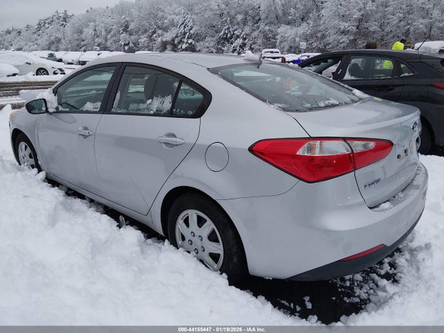 Продажа на аукционе авто 2015 Kia Forte Lx, vin: KNAFX4A62F5413112, номер лота: 44155447