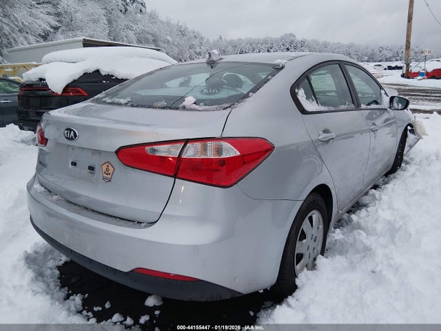 Продажа на аукционе авто 2015 Kia Forte Lx, vin: KNAFX4A62F5413112, номер лота: 44155447