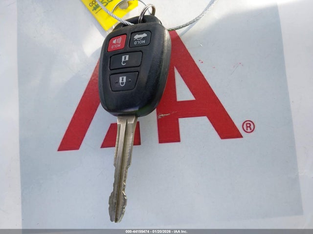 Toyota COROLLA SE 2019 5YFBURHE8KP904124 Image 11