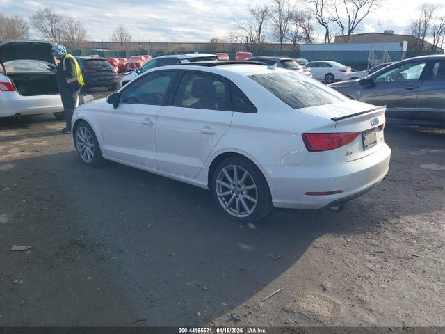 2016 AUDI A3 WAUB8GFF3G1067280 Photo 2