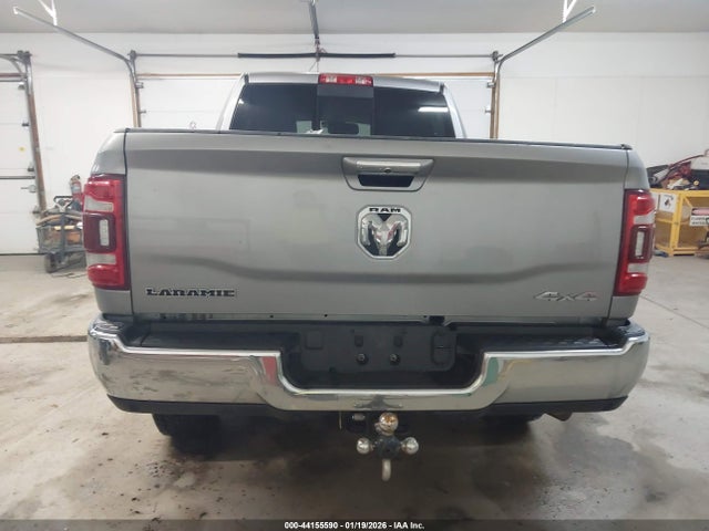 44155590 :رقم المزاد ، 3C6UR5FJ9NG373326 vin ، 2022 Ram 2500 Laramie  4x4 6'4 Box مزاد بيع