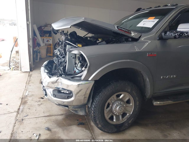44155590 :رقم المزاد ، 3C6UR5FJ9NG373326 vin ، 2022 Ram 2500 Laramie  4x4 6'4 Box مزاد بيع