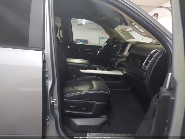 44155590 :رقم المزاد ، 3C6UR5FJ9NG373326 vin ، 2022 Ram 2500 Laramie  4x4 6'4 Box مزاد بيع