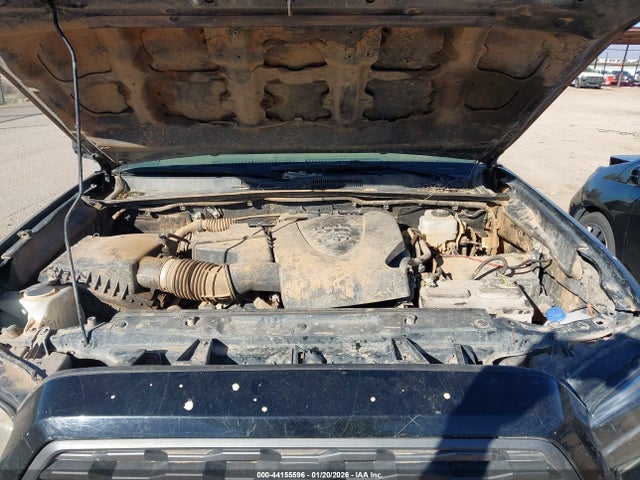 3TMCZ5AN0NM465229 Toyota Tacoma Trd Off Road