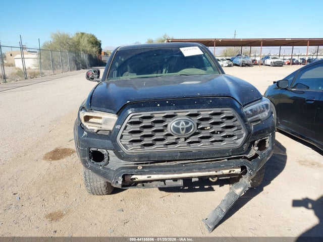 3TMCZ5AN0NM465229 Toyota Tacoma Trd Off Road
