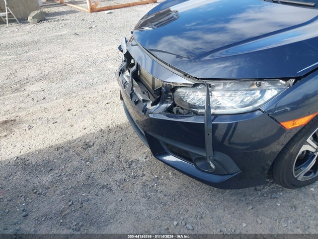 Honda Civic Touring 2017 19XFC1F95HE031177 Image 17