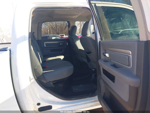 44155606 :رقم المزاد ، 3C6RR7LT1GG377123 vin ، 2016 Ram 1500 Big Horn مزاد بيع