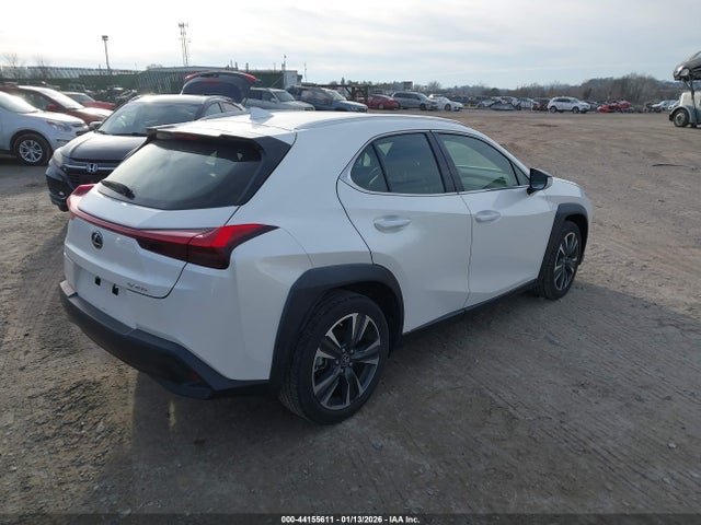 2019 LEXUS UX 200 JTHY3JBH5K2014551 Photo 3