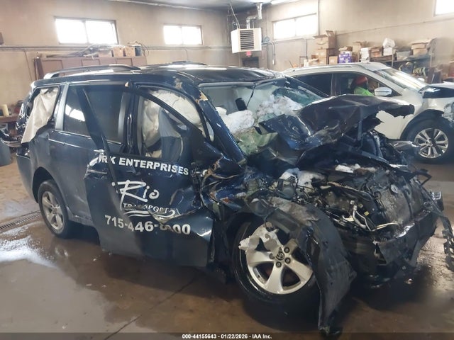 Toyota SIENNA LE 2020 5TDKZ3DC0LS083984 Image 6