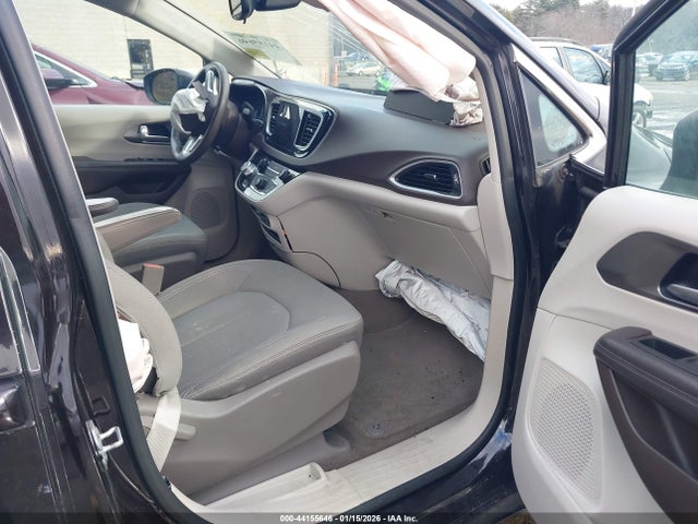 Продаж на аукціоні авто 2017 Chrysler Pacifica Touring, vin: 2C4RC1DG2HR609295, номер лоту: 44155646