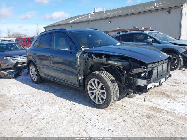 2019 PORSCHE CAYENNE WP1AA2AY7KDA00718 Photo 0