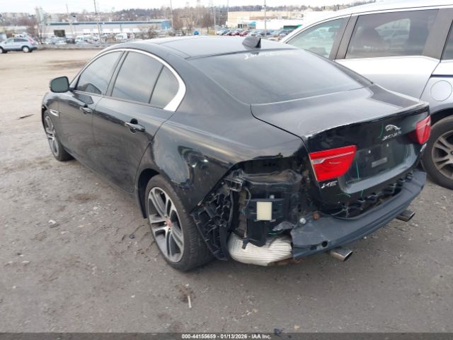 2017 JAGUAR XE SAJAJ4BV9HA960829 Photo 2